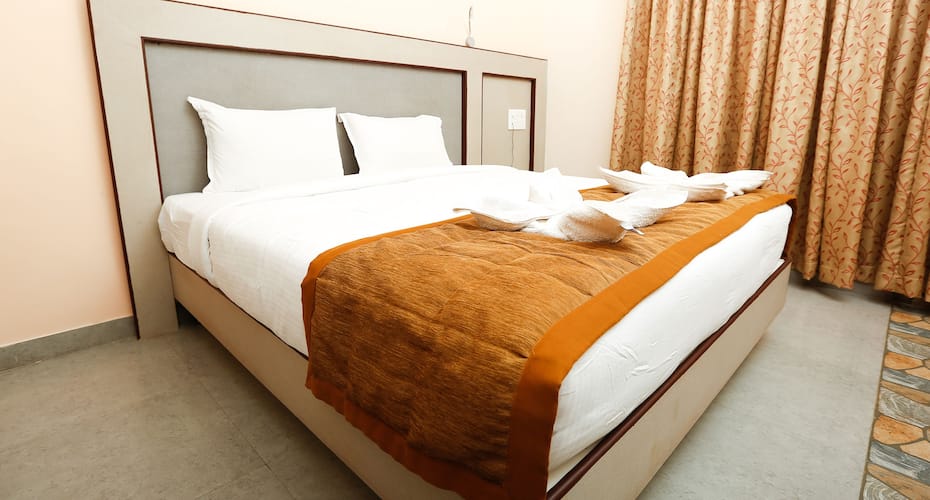 Silver Line Retreat Hotel, Kolli Hills 4